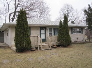 253 E Fullerton Ave, Elmhurst, IL 60126