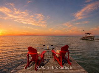 173 Lake Dr E, Georgina, ON L4P 3E9