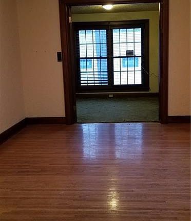 4th image of 2495 Pierce Ave