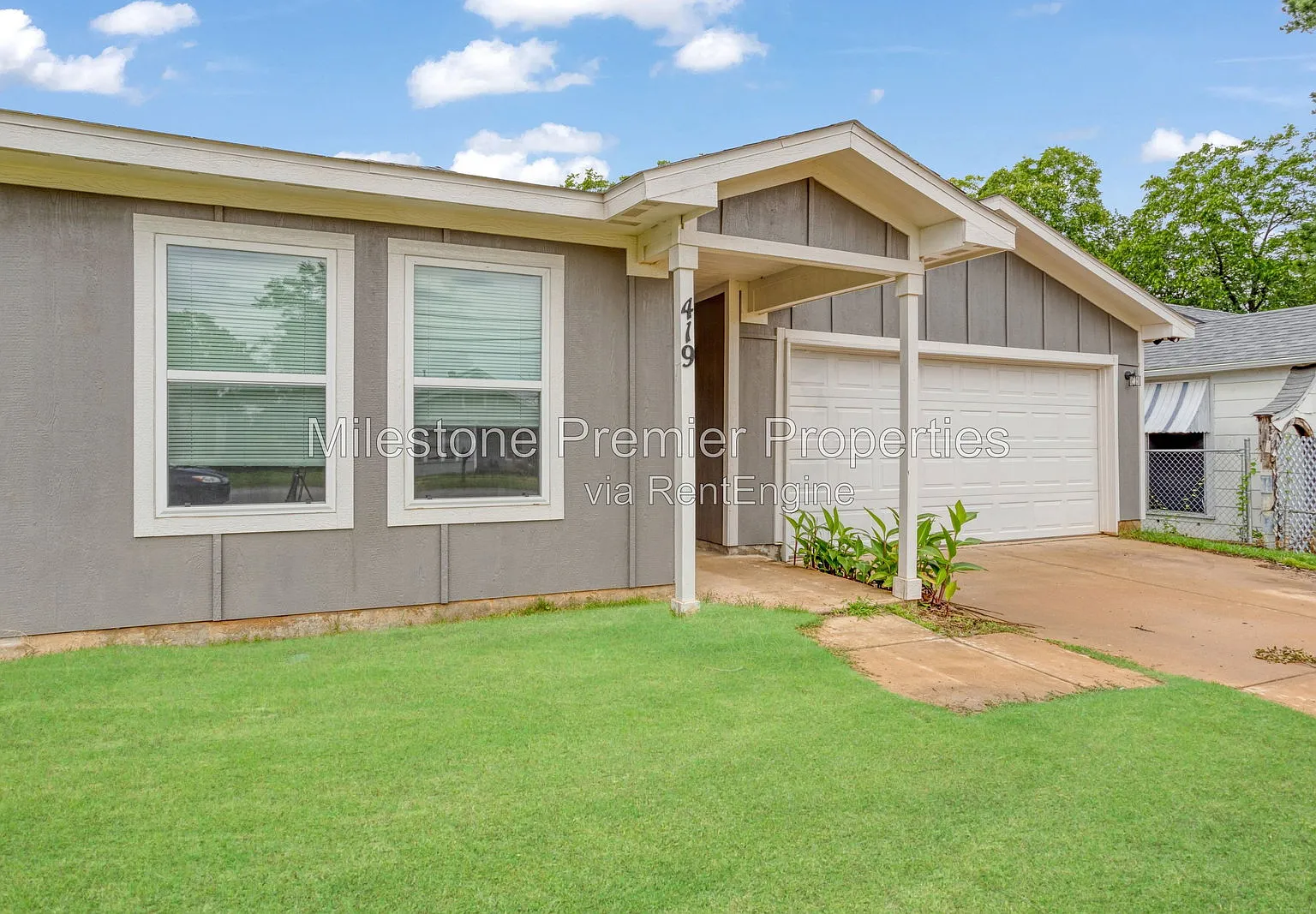 3 bed, 2.0 bath, 1298 sqft, $1,550 — Photo 4