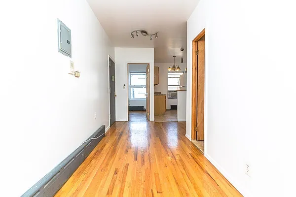 Rented by MySpaceNYC | media 3