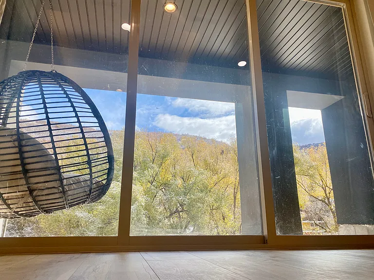 6025 E Emigration Canyon Rd — Photo 38