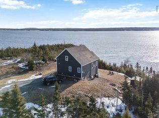 285 Quinlan Dr, Halifax, NS B0J 1P0