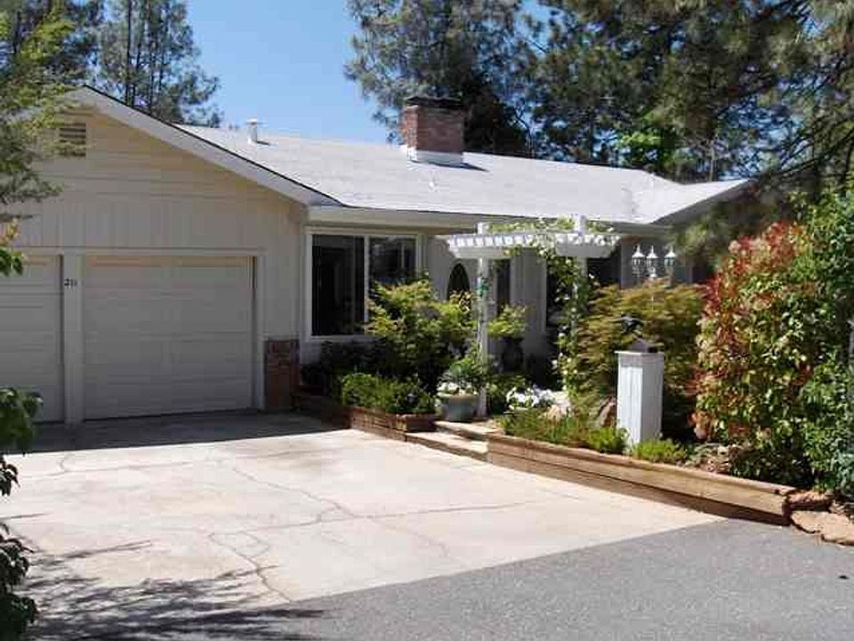 1st image of 211 Catherine Ln #A
