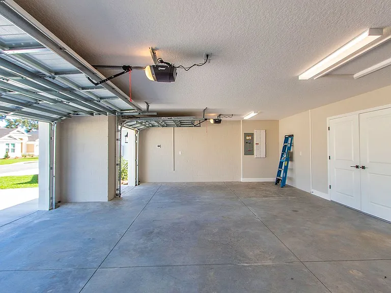 3321 Nisbet Loop — Photo 9