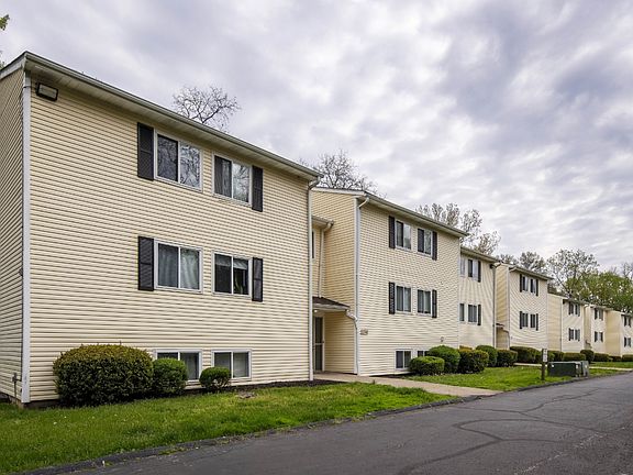 4th image of 6540 Murray Ave #42-5