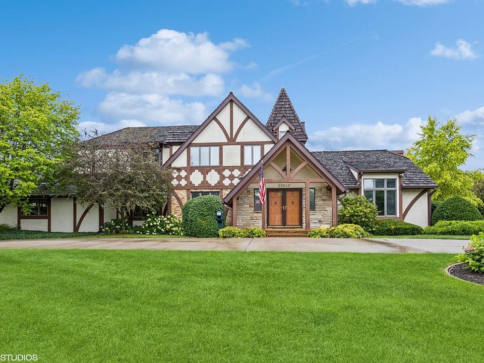 1st image of 25040 W Pauline Dr