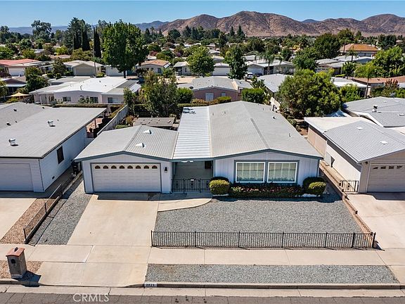 2nd image of 2829 Chamise Way