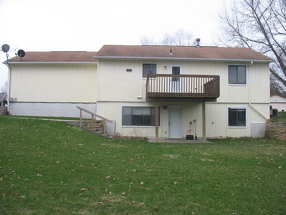 3rd image of 210 Friendship St