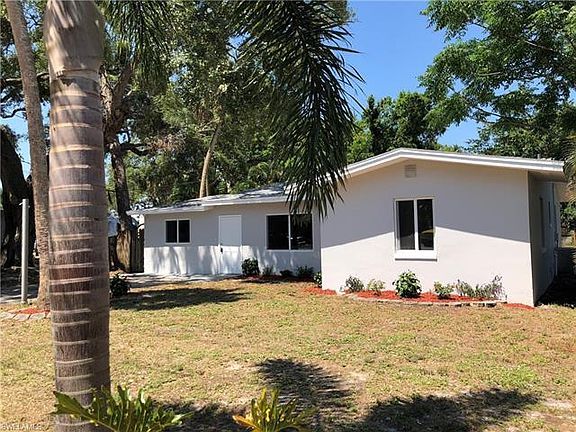 4th image of 1701 Ixora Dr