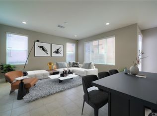 1020 Portola Oaks Dr, Foothill Ranch, CA 92610