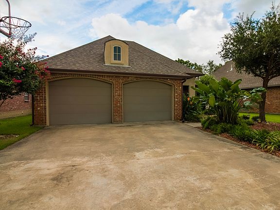 5th image of 432 Paddington Dr