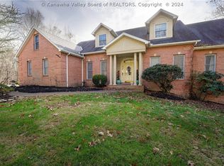 104 Quarry Rdg S, Charleston, WV 25304