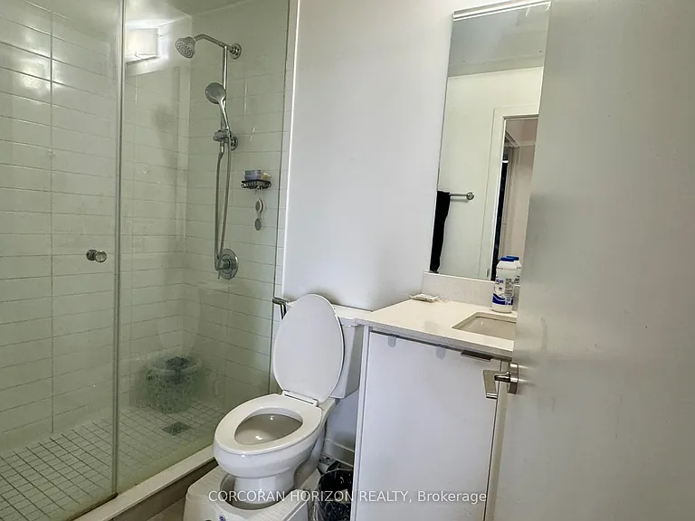 55 Duke St W #1507 — Photo 7