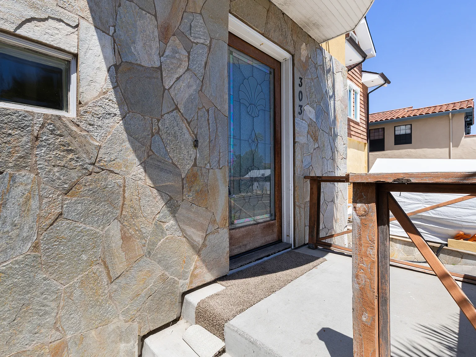 4 bed, 2.5 bath, 2837 sqft, $8,500 — Photo 4