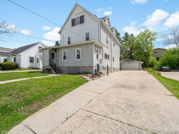 1925 Salisbury ROAD, West Bend, WI 53090