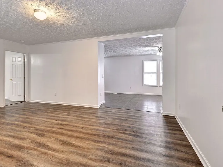 9431 Jenkins Ln — Photo 16