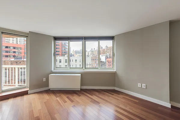 Sold by Nest Seekers International | media 3