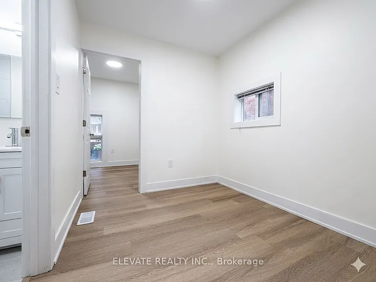 25 Homewood Ave #3 — Photo 6