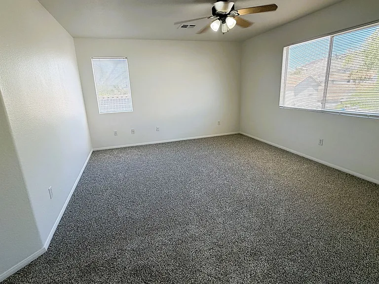 2424 Predera Ave — Photo 30
