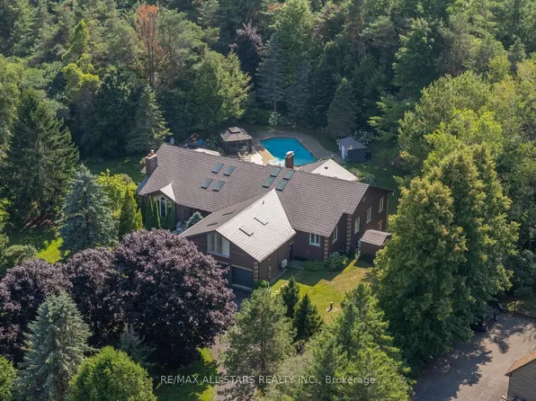 64 Woodbridge Cir, Scugog, ON L9L 2A9