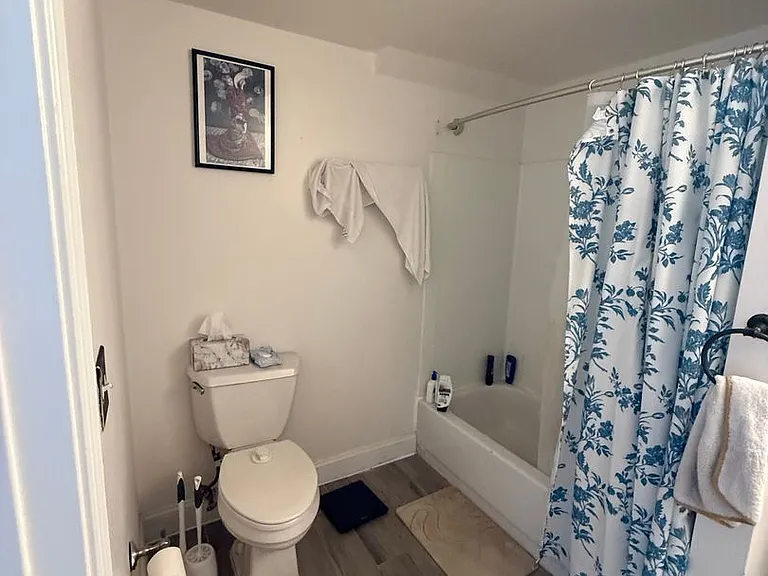 10 Glencoe St #4 — Photo 14