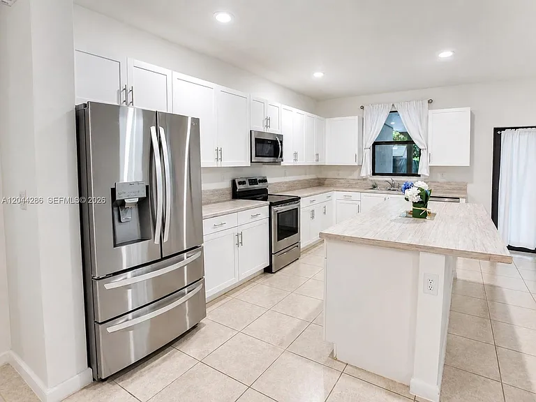 22886 SW 128th Pl — Photo 10