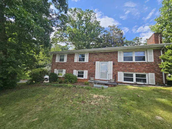 1725 S Forest Dr, Knoxville, TN 37920