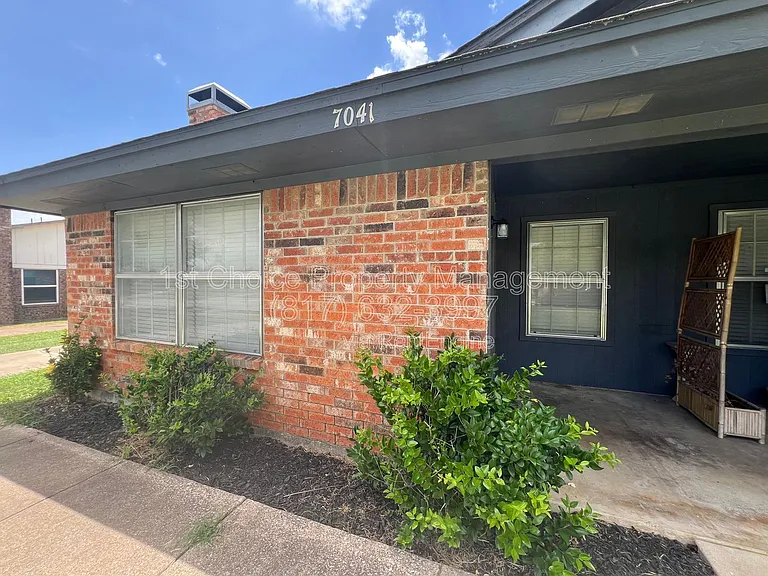 7041 Crosstimbers Ln — Photo 21