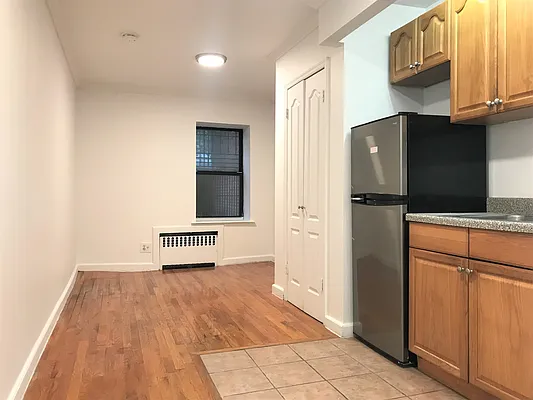 Rented by Douglas Elliman | media 6