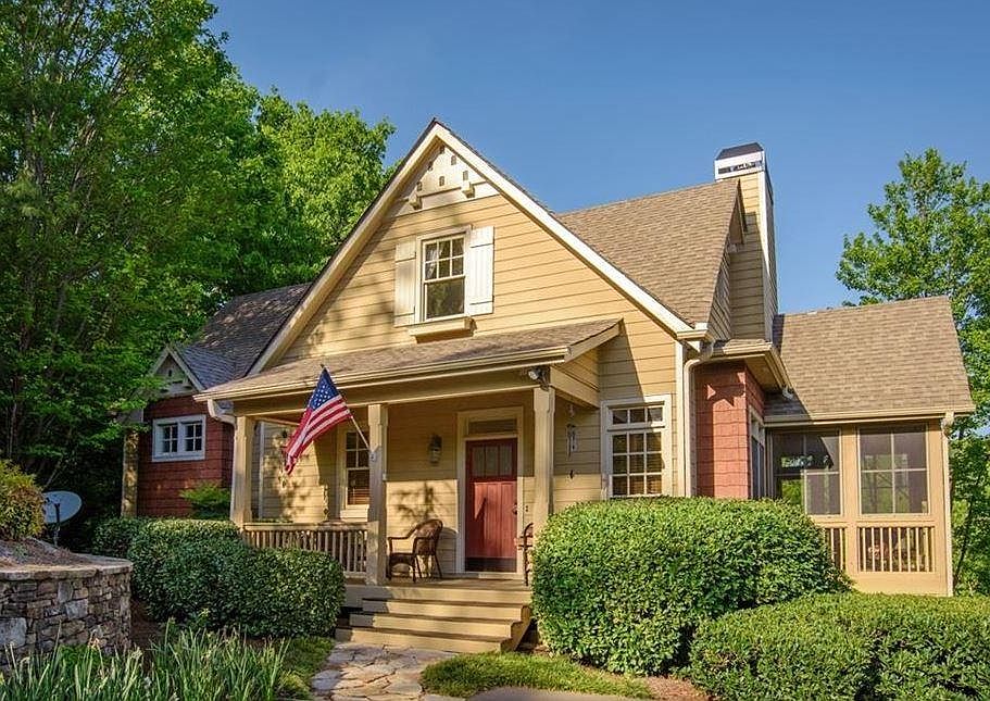 1st image of 23 Laurel Ridge Trl