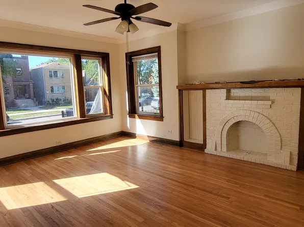3849 N Sawyer Ave #1, Chicago, IL 60618
