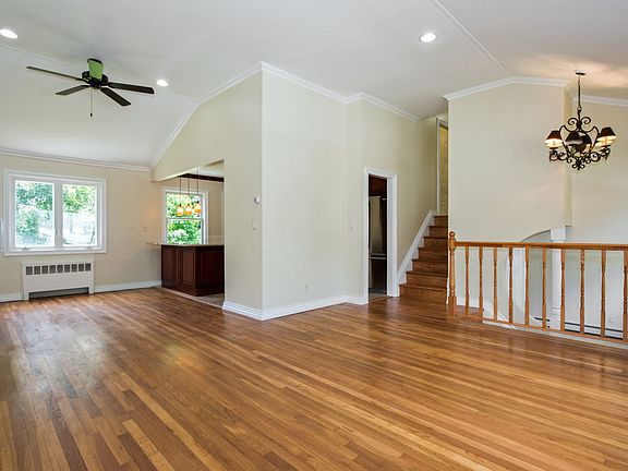 5th image of 3 Walter Ln