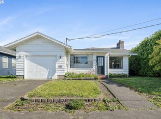 1806 8th St, Tillamook, OR 97141