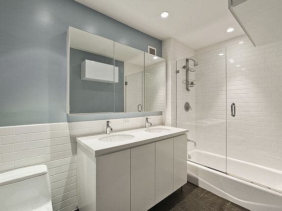 5th image of 90 William St APT 15C