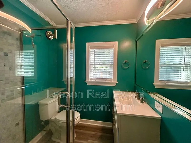 122 E Dalzell St — Photo 18