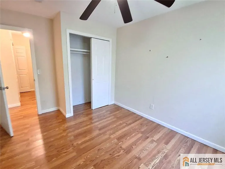 1209 Harbor Club Dr — Photo 18