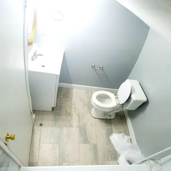 105 N Xanthus Ave — Photo 11