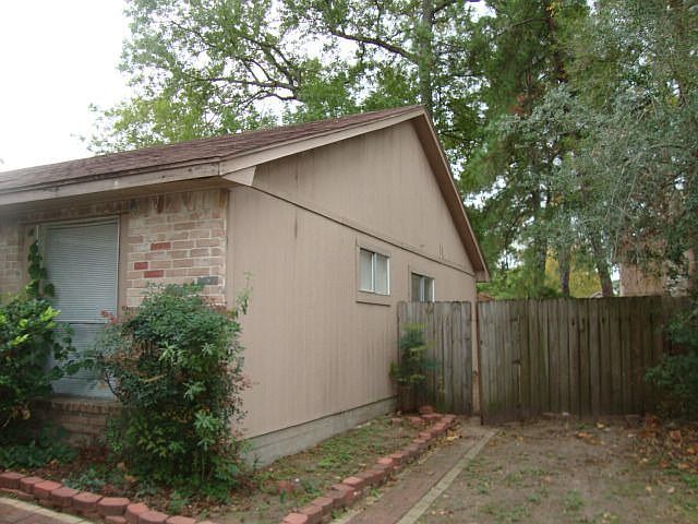 2nd image of 11018 Ambergate Dr