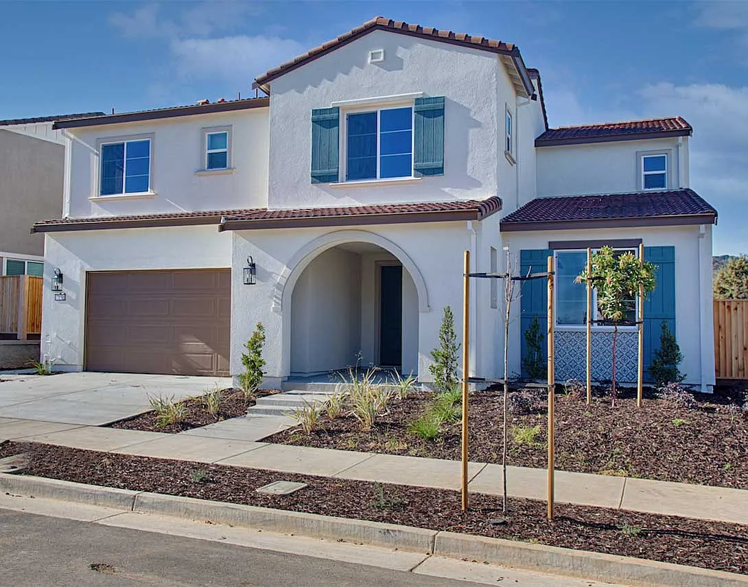 4 bed, 2980 sqft, $5,699 — Photo 3