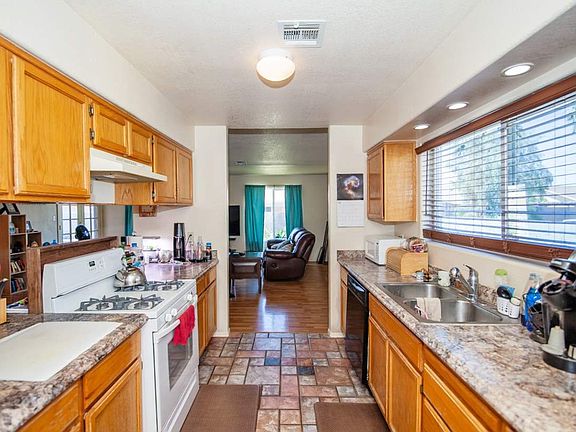 5th image of 7469 E 25th Pl