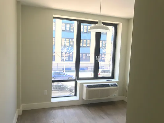 Rented by Nooklyn NYC LLC | media 16