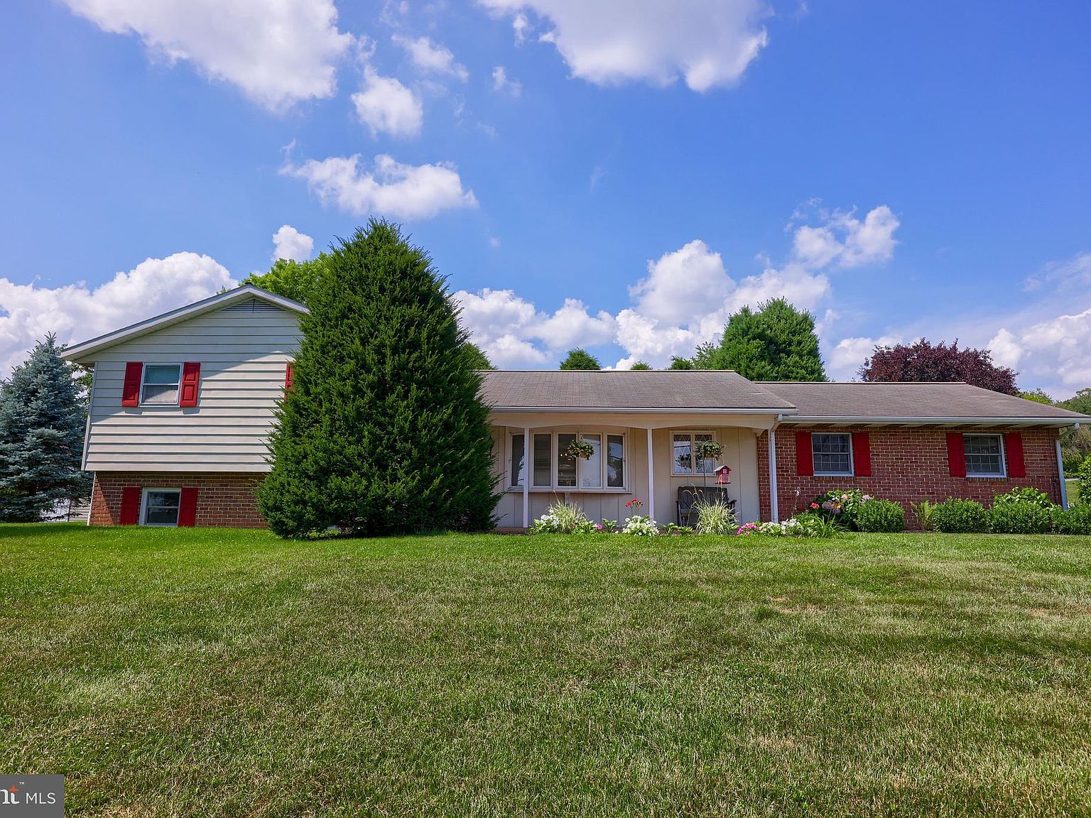 127 Hill Rd, New Holland, PA 17557 Zillow