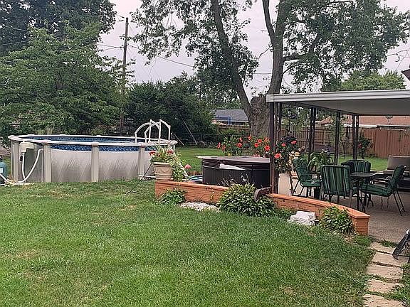 4th image of 5606 Rowell Cir