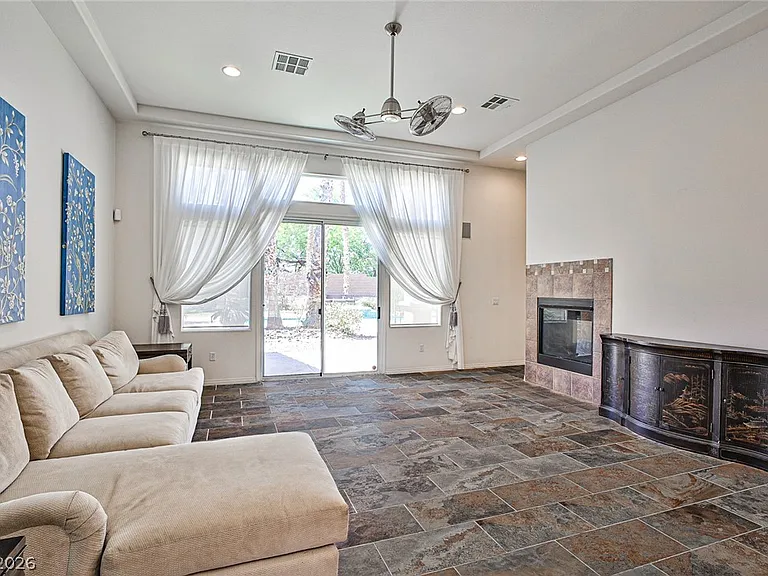 7109 Via Campanile Ave — Photo 8