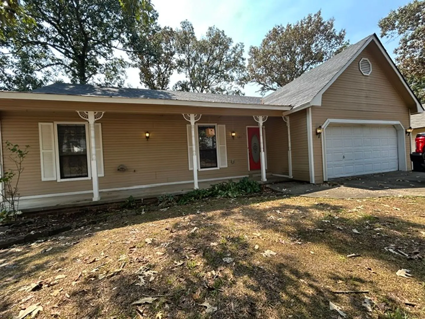 3 bed, 2.0 bath, 1424 sqft, $1,525 — Photo 1