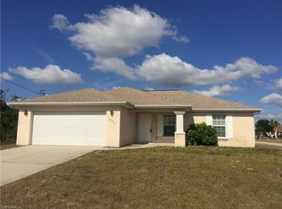 2820 21st St SW, Lehigh Acres, FL 33976