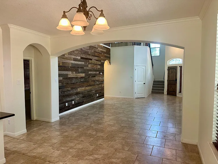 7233 Menchaca Rd #17 — Photo 13