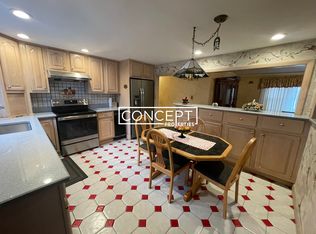 28A Maplewood St #1A, West Roxbury, MA 02132