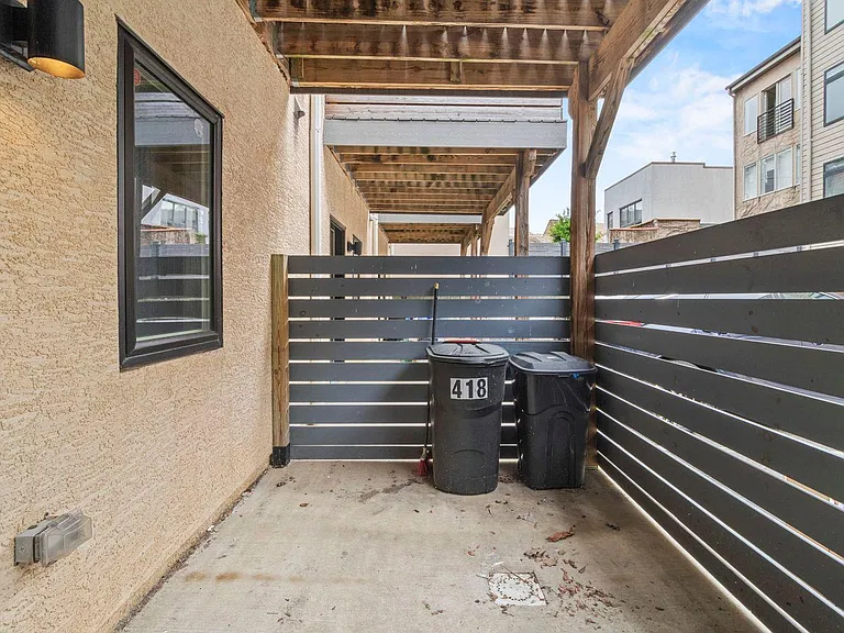 418 Fairmount Ave — Photo 44